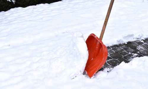 Winterzeit mit Verantwortung: Wer muss Schnee räumen – und was passiert, wenn nichts passiert?